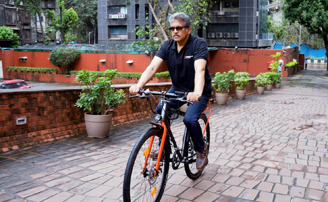 anand_20mahindra.jpg