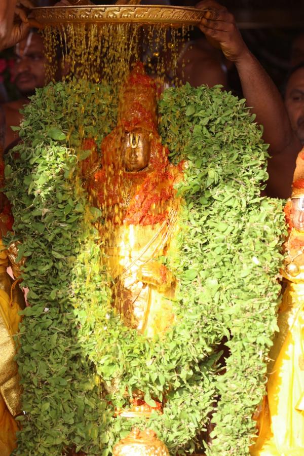 Chakra-Snanam-46.jpeg 45