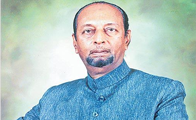 owaisi-family-active-telangana-politics.jpg