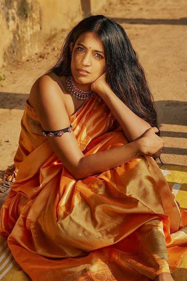 Niharika_20Konidela_20gives_20the_20Navaratri_20vibes_20every_20day_20photos_13.jpg 4