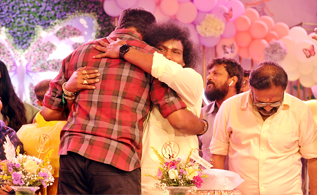 Yogi-Babu-Daughter-First-Birthday-14.jpg 20