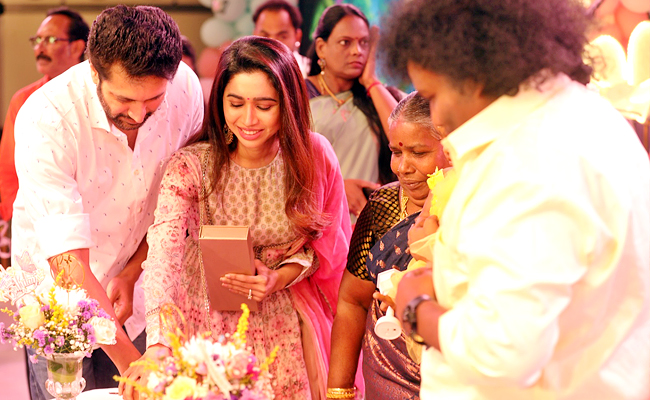 Yogi-Babu-Daughter-First-Birthday-18.jpg 24