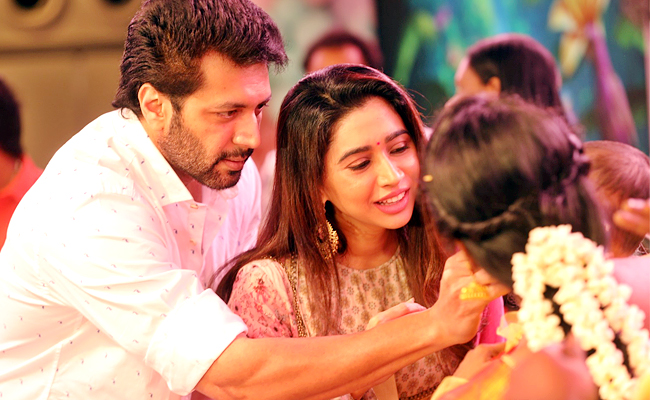 Yogi-Babu-Daughter-First-Birthday-19.jpg 25