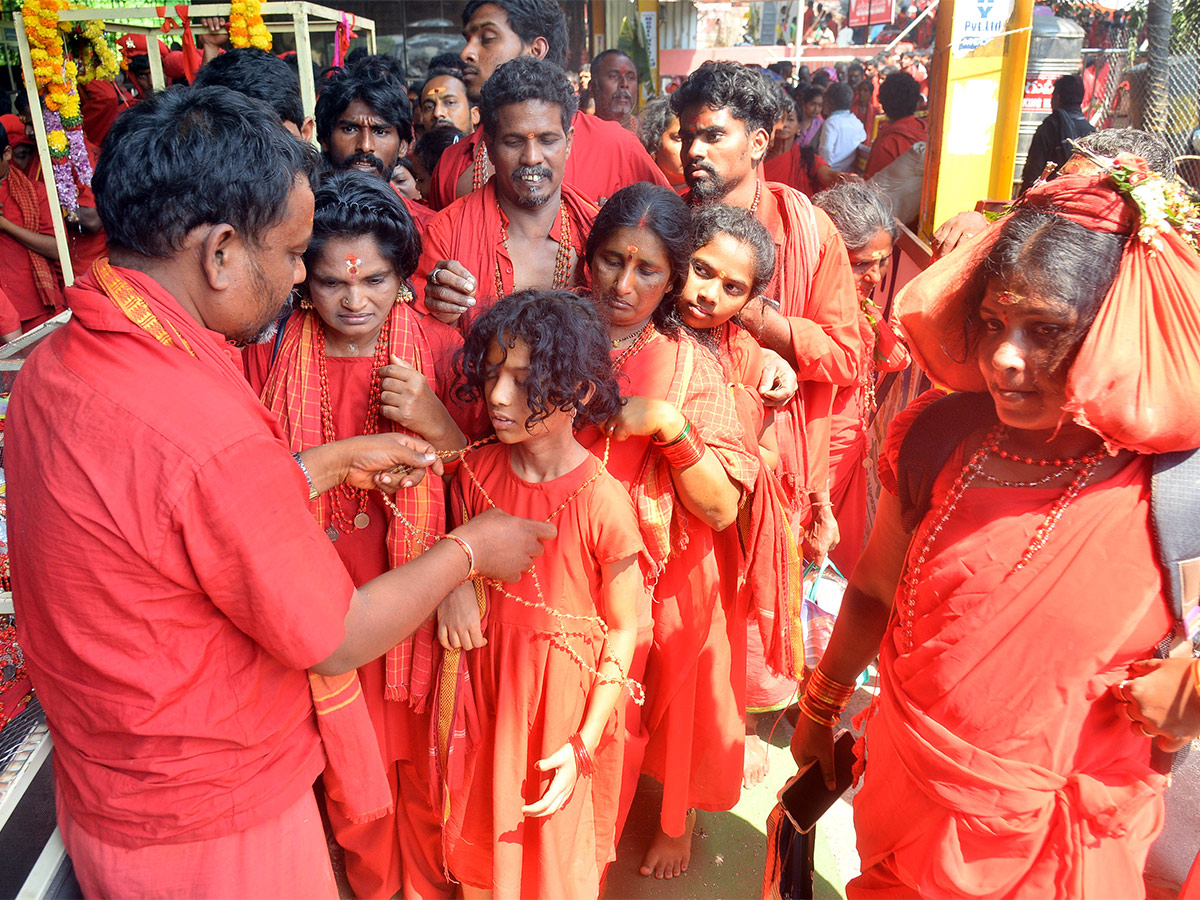 Indrakeeladri_20Bhavani_20Deeksha_20Photos-5.jpg 5