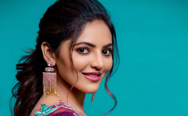 athulya-ravi-1.jpg