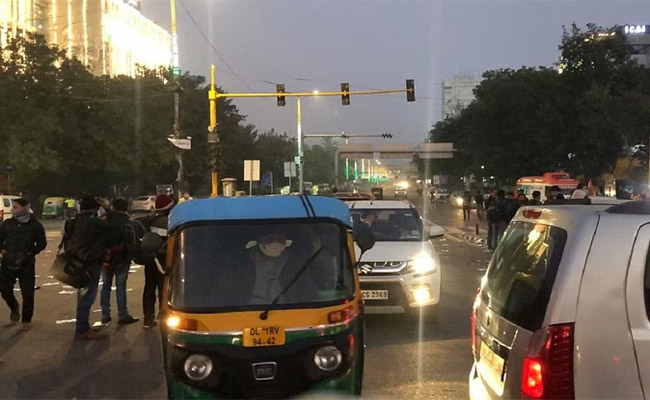 delhi-vehicle.jpg