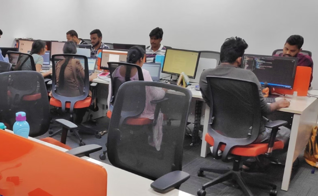 tcs-employees.jpg