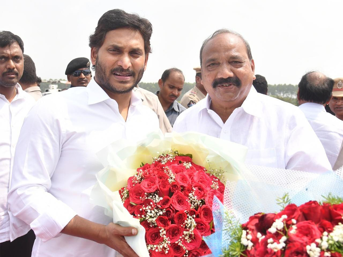 CM_20YS_20Jagan_20attended_20reception_20of_20MLA_20Jakkampudi_20Raja_20Indra-8.jpg 8