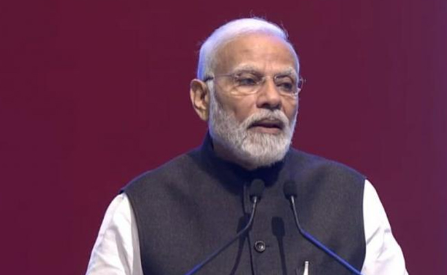 PM_20Modi__20Dumped_20Outdated_20Phones.jpg
