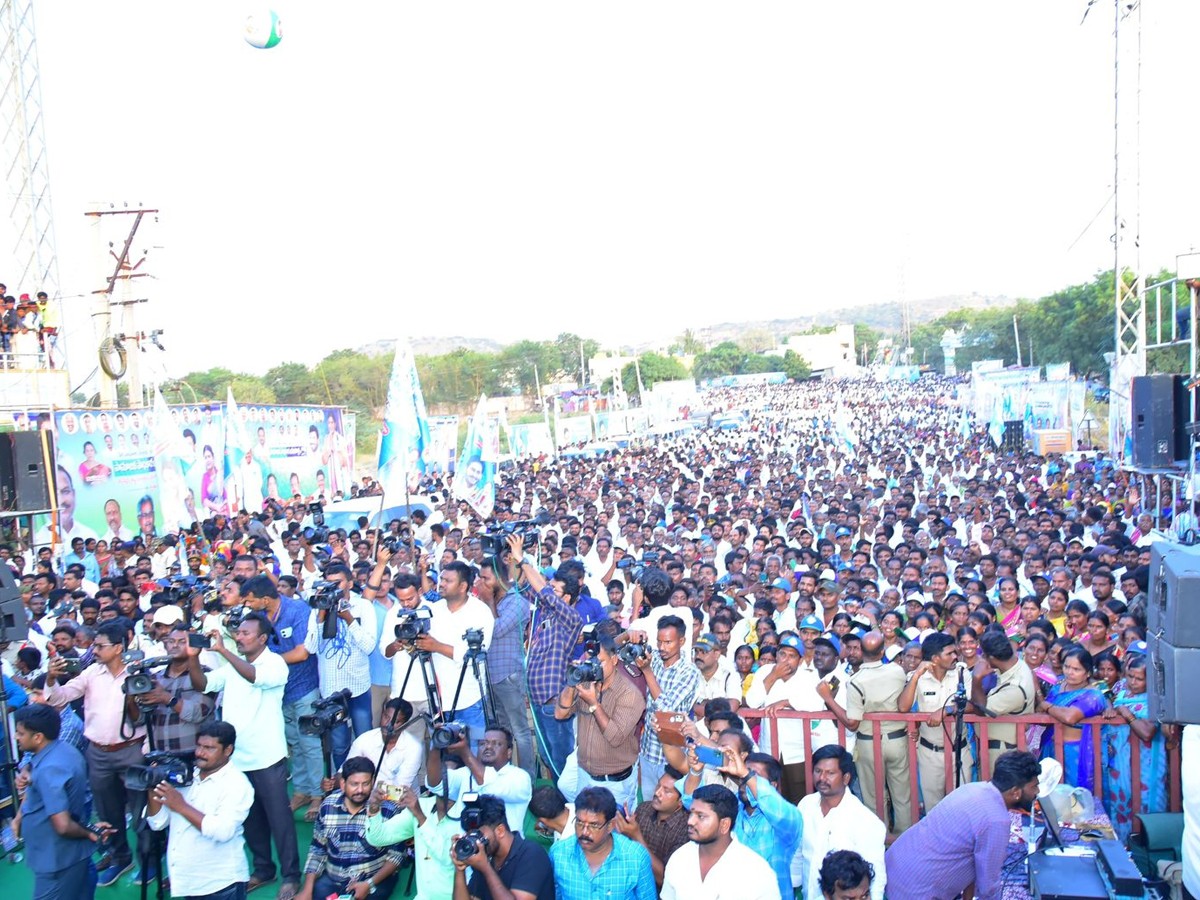 Ys-jagan-4.jpg 4