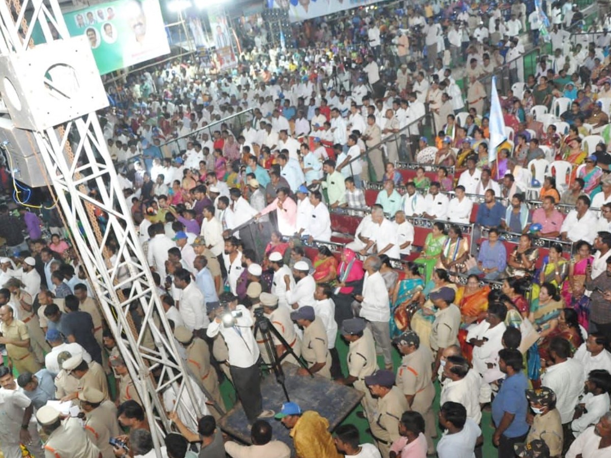 Ys-jagan-8.jpg 9