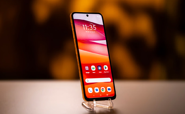 motorola-flexible-phone-2.jpg 3