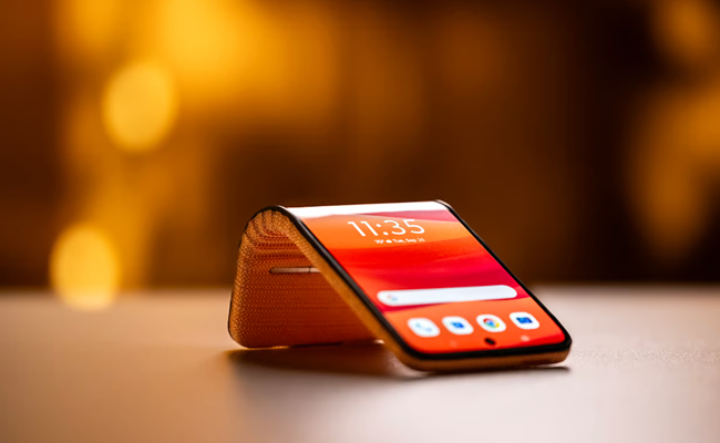 motorola-flexible-phone-3.jpg 4