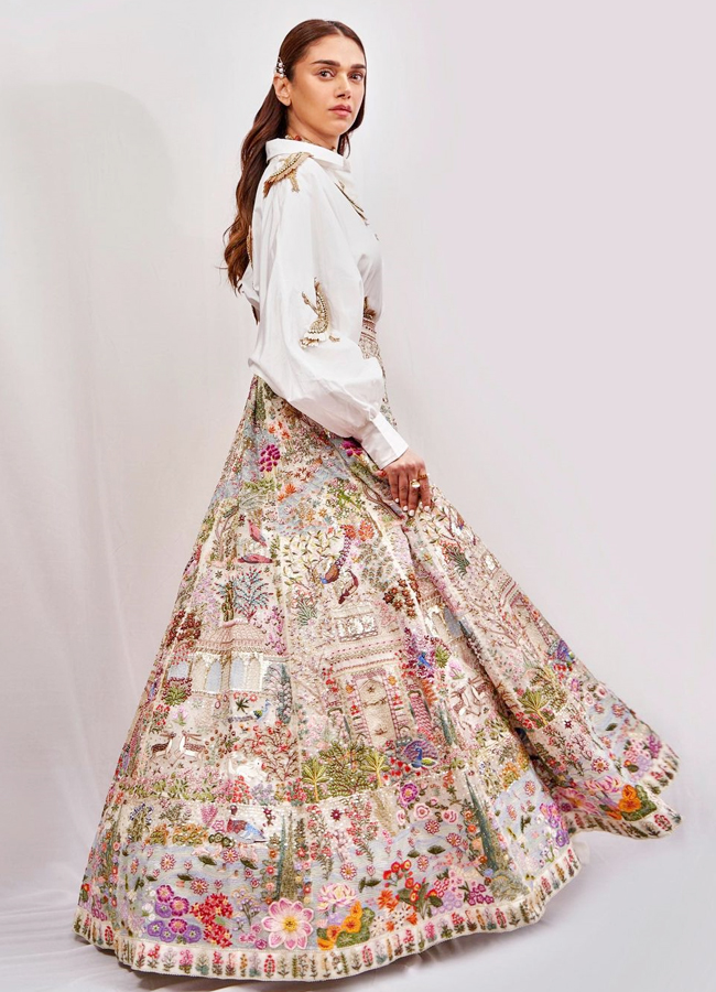 Aditi-Rao-Hydari-19.jpg 20