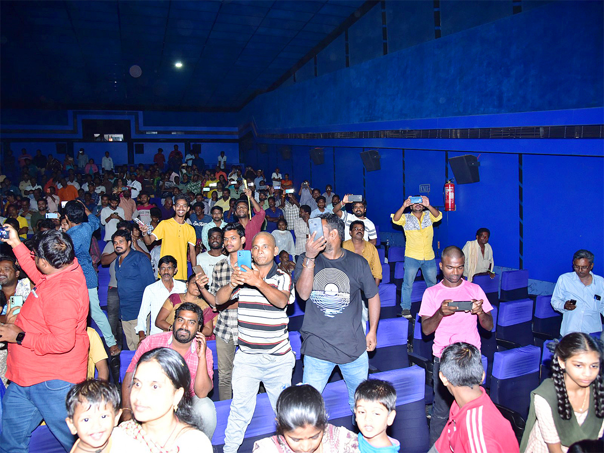 Bhagavanth_20Kesari_20Team_20Blockbuster_20Sher_20Tour-11.jpg 11