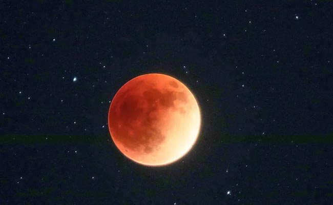 Lunar-Eclips.jpg