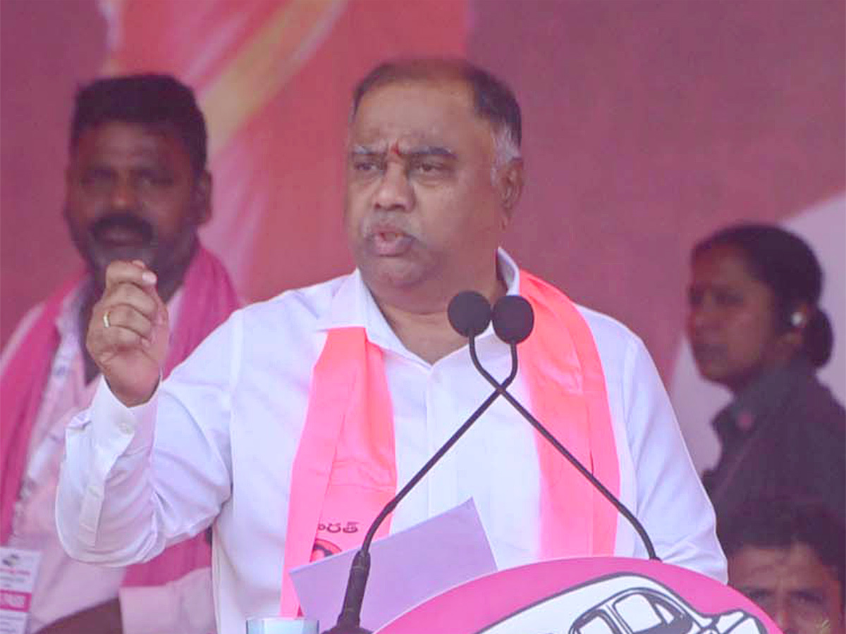 Praja_20Ashirvada_20Sabha_20in_20Paleru-13.jpg 13