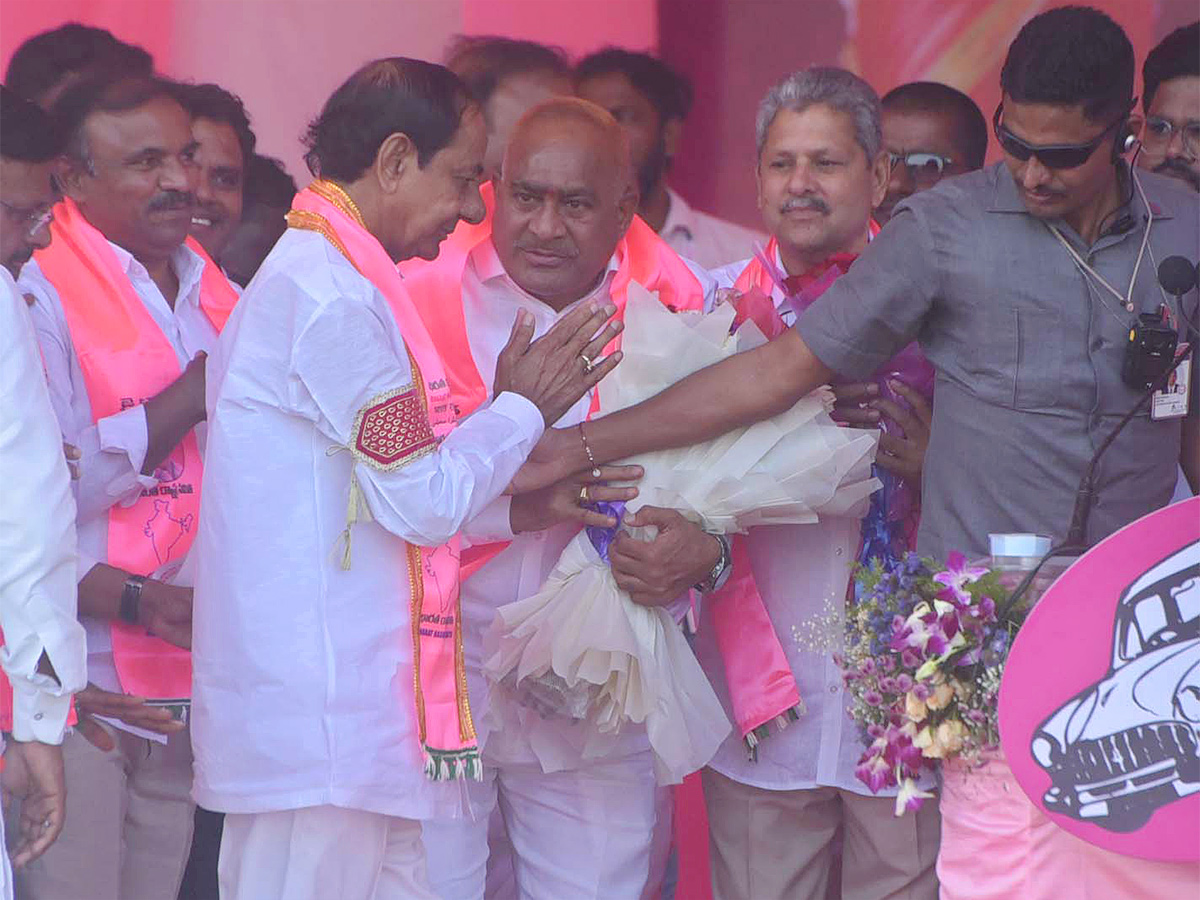 Praja_20Ashirvada_20Sabha_20in_20Paleru-14.jpg 14