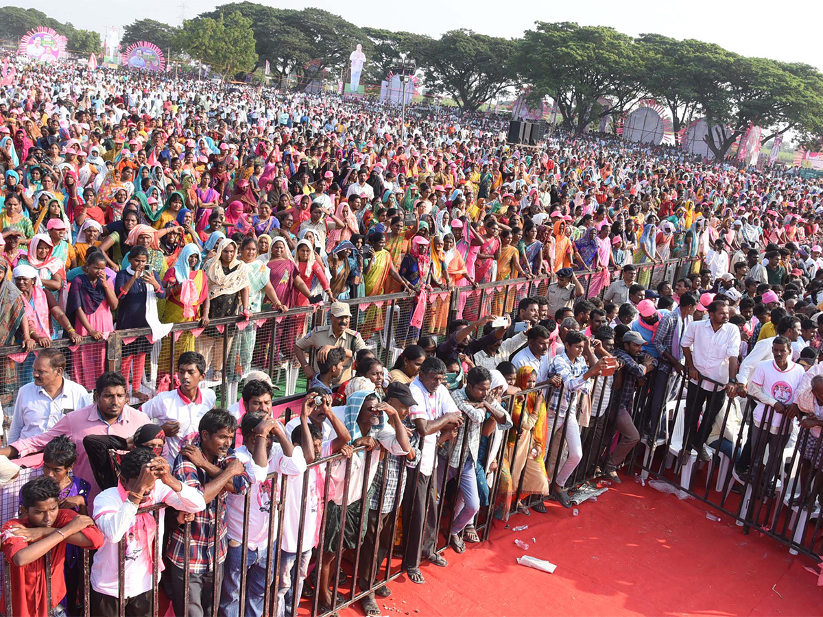 Praja_20Ashirvada_20Sabha_20in_20Paleru-15.jpg 15
