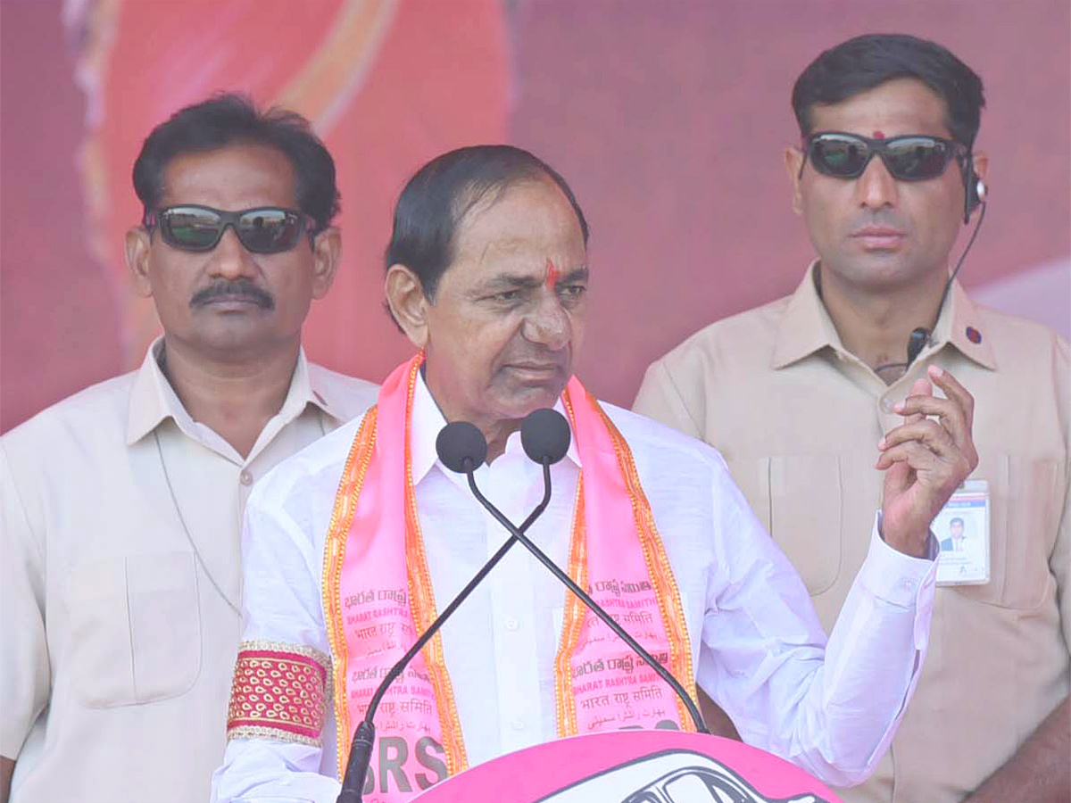 Praja_20Ashirvada_20Sabha_20in_20Paleru-2.jpg 2