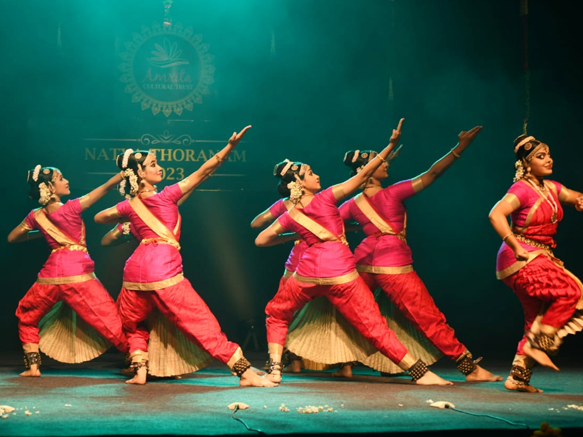 Natya-Thoranam-Kathak-3.jpg 4