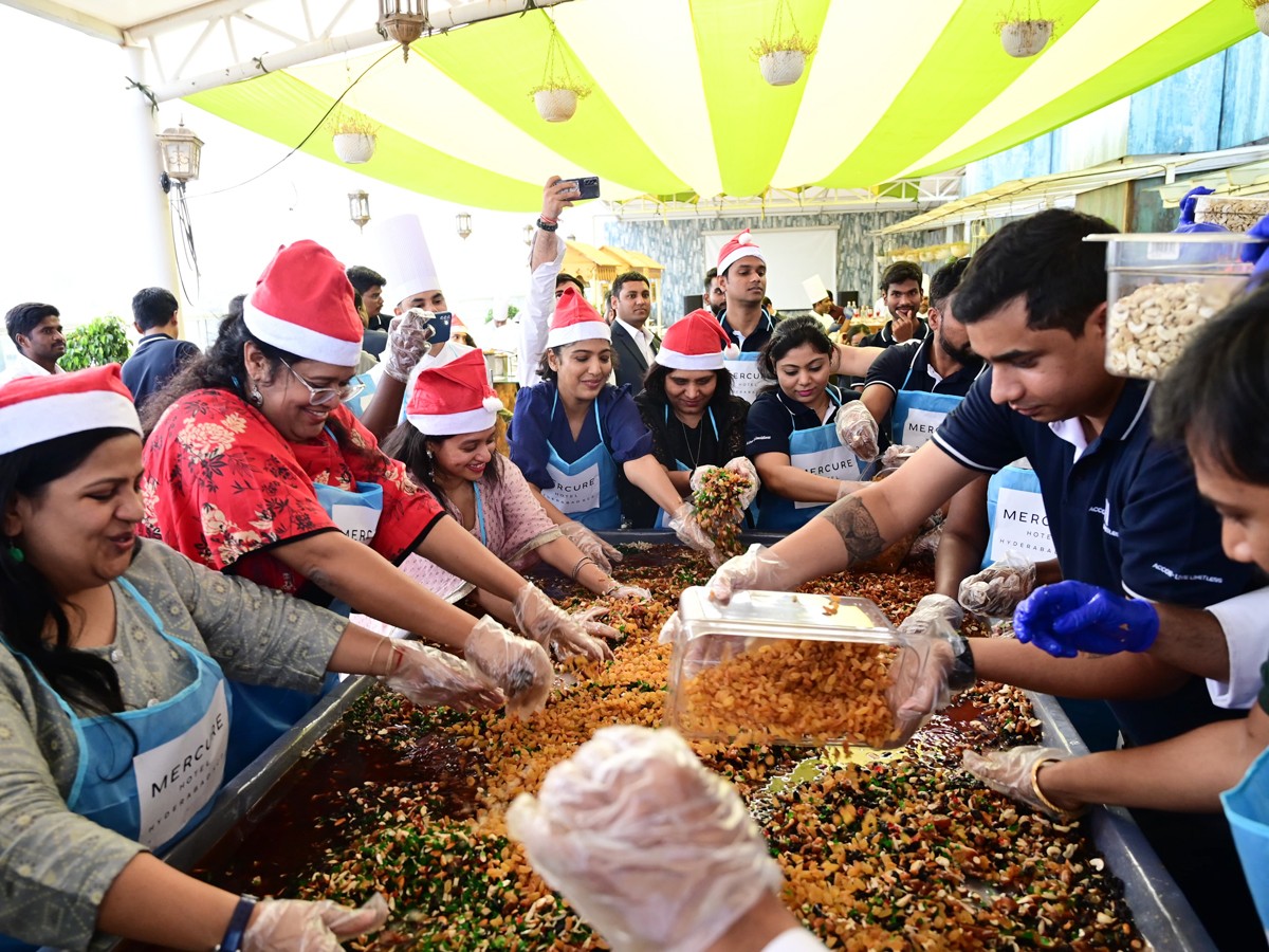 Natya-thoranam-Cake-mixing-6.jpg 4