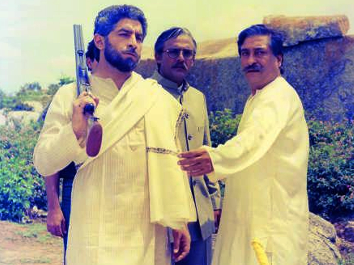 Dalip-Tahil-.jpg 3