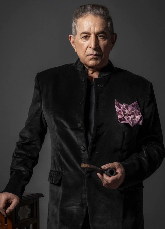 Dalip-Tahil-11.jpg 15