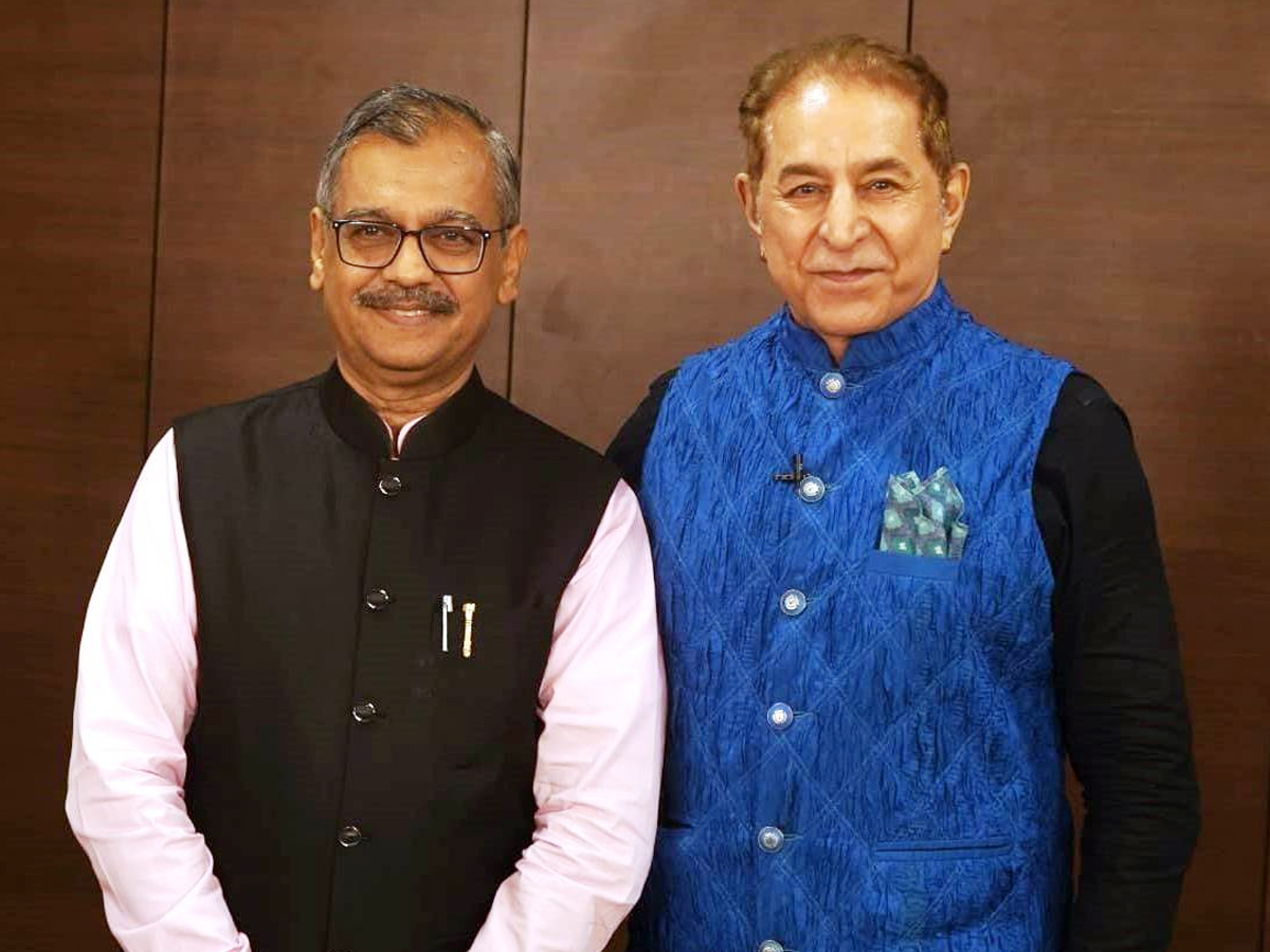 Dalip-Tahil-26.jpg 30