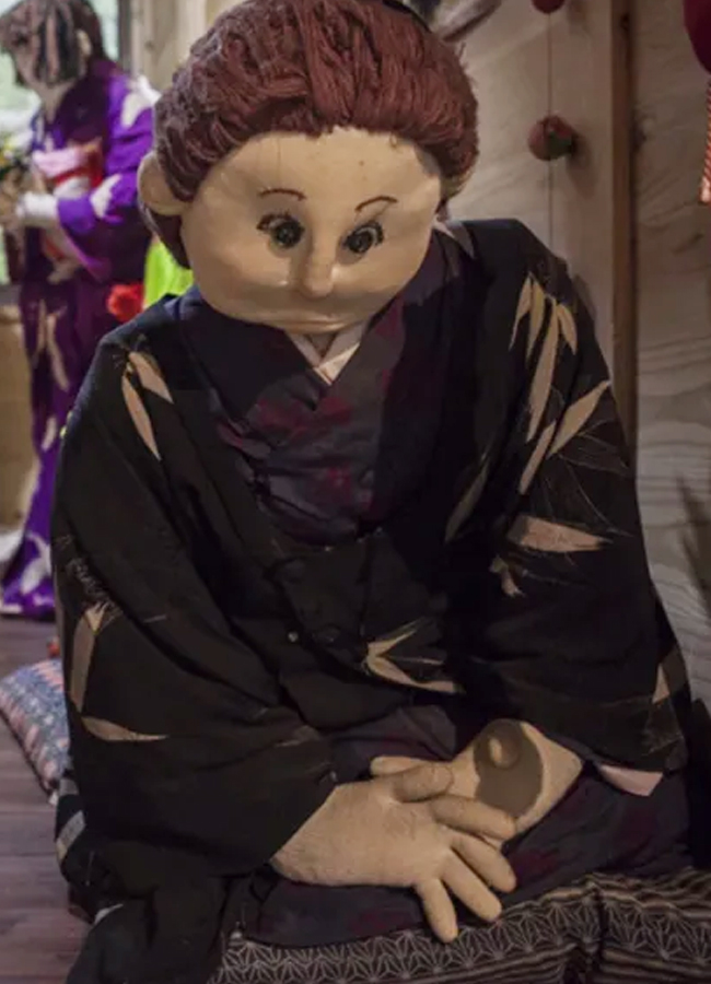 Japan-Village-Dolls-5.jpg 7