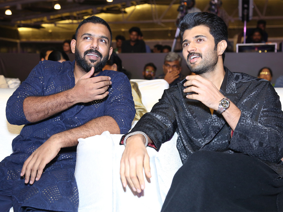 Keedaa_20Cola_20Movie_20Pre_20Release_20Photos-12.jpg 12
