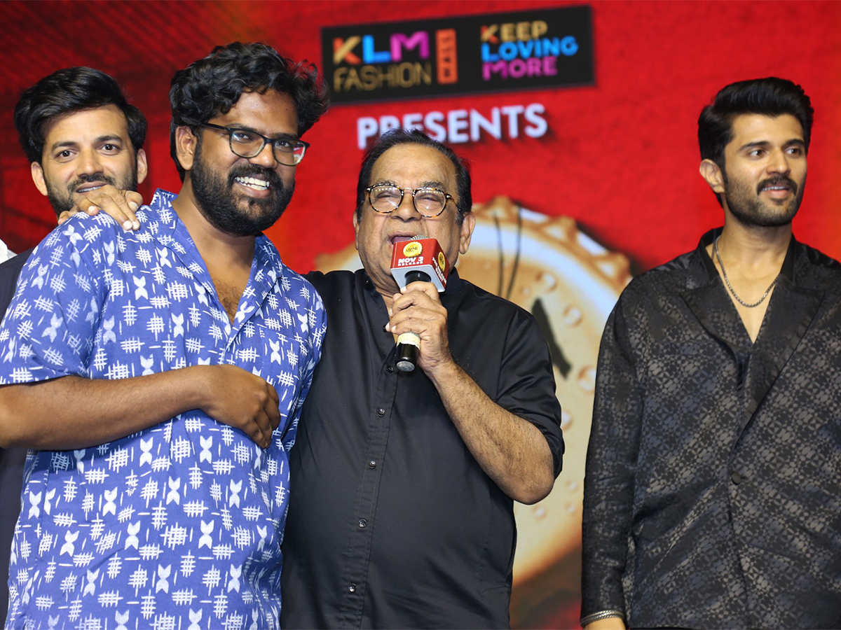 Keedaa_20Cola_20Movie_20Pre_20Release_20Photos-14.jpg 14