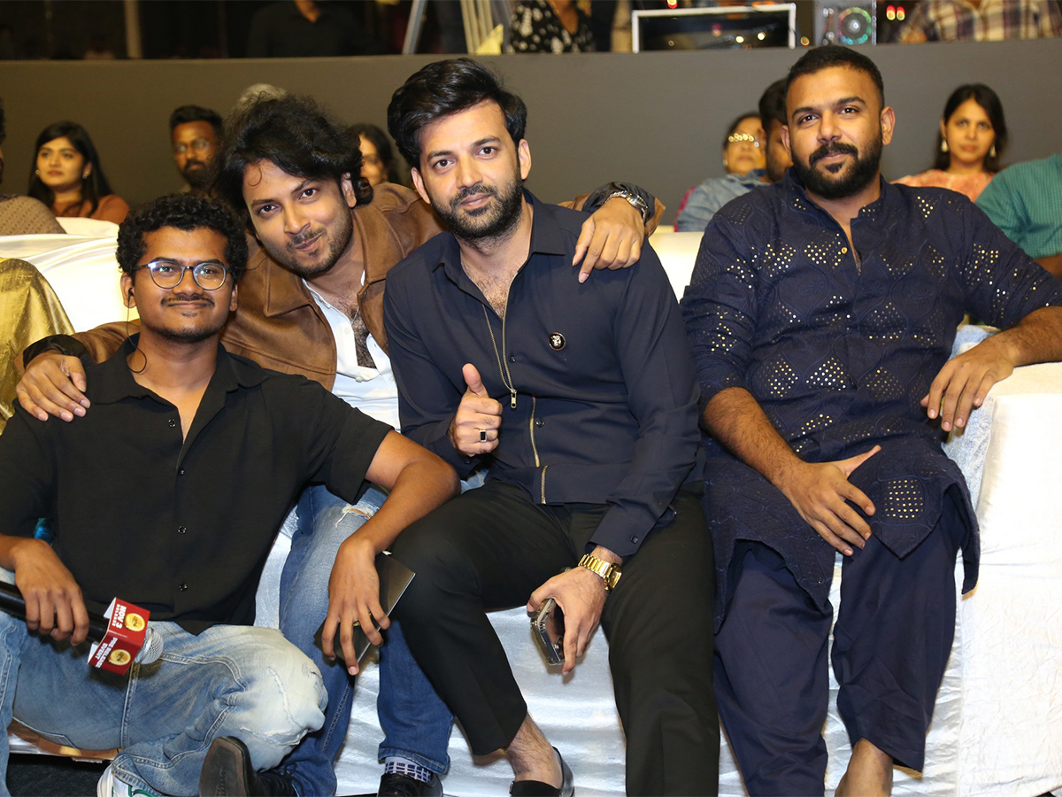 Keedaa_20Cola_20Movie_20Pre_20Release_20Photos-20.jpg 18