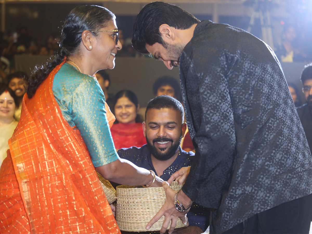 Keedaa_20Cola_20Movie_20Pre_20Release_20Photos-7.jpg 7