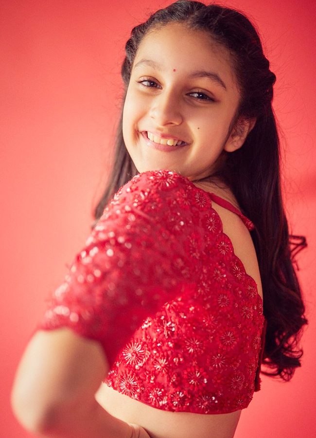 Sitara-Ghattamaneni-14.jpg 15