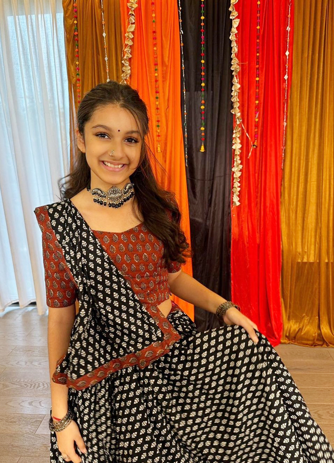 Sitara-Ghattamaneni-15.jpg 16