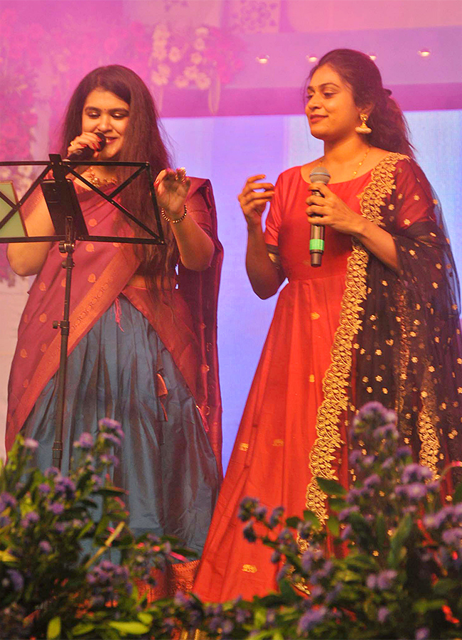 Vizianagaram_20Pydithalli_20Ammavaru_20Sirimanu_20Utsavam_20Photos_202023-11.jpg 11