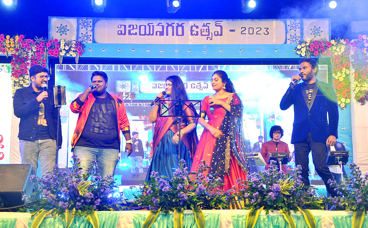 Vizianagaram_20Pydithalli_20Ammavaru_20Sirimanu_20Utsavam_20Photos_202023-16.jpg 16
