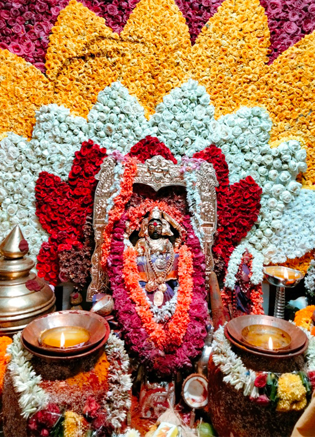 Vizianagaram_20Pydithalli_20Ammavaru_20Sirimanu_20Utsavam_20Photos_202023-22.jpg 21