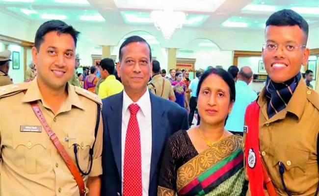 abhishek_20mohanty.jpg