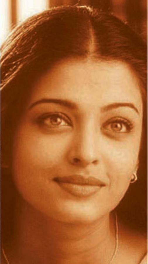 Aishwarya-8.jpg 9