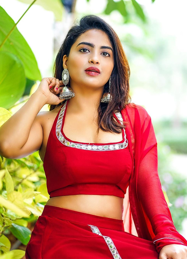 Alekhya_20Harika_20about_20Her_20Debut_20Movie-14.jpg 14