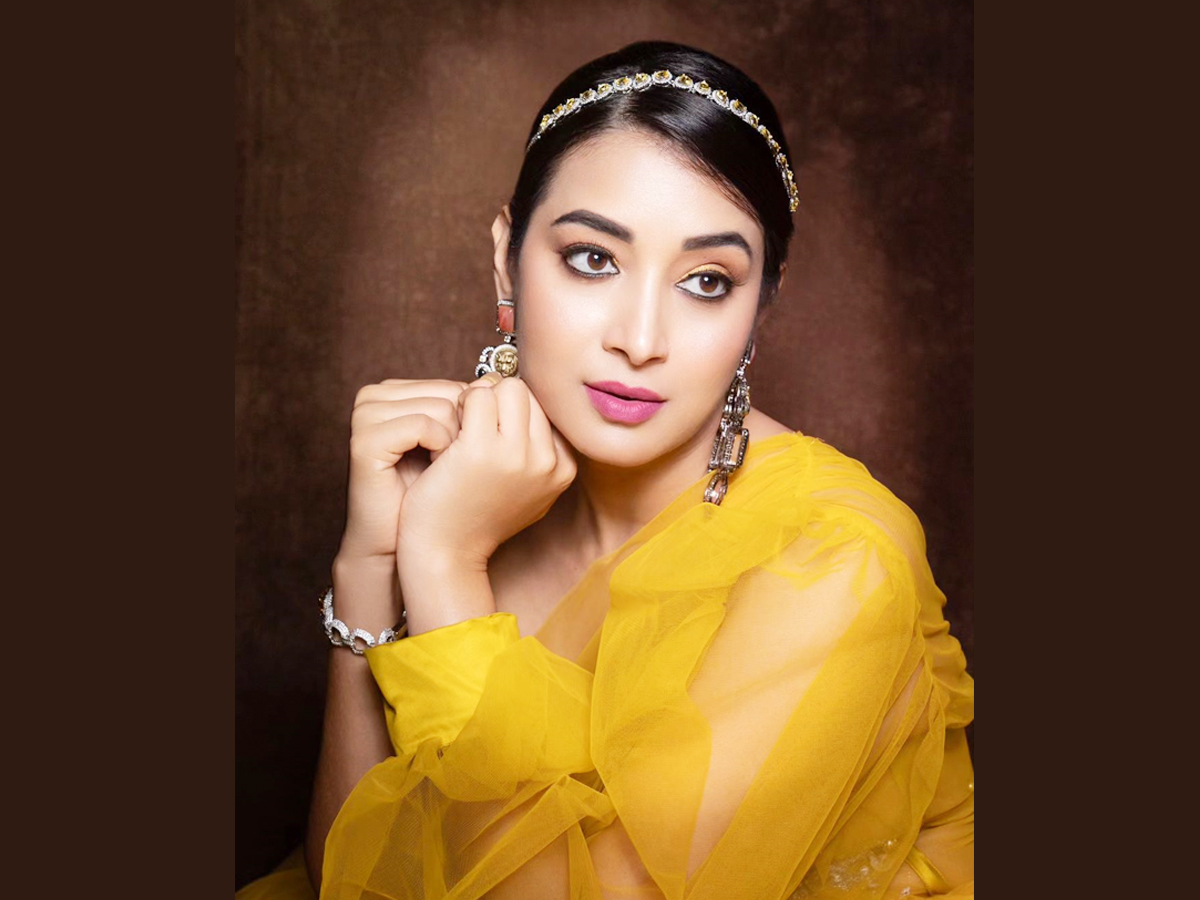 Bhanusri-24.jpg 26
