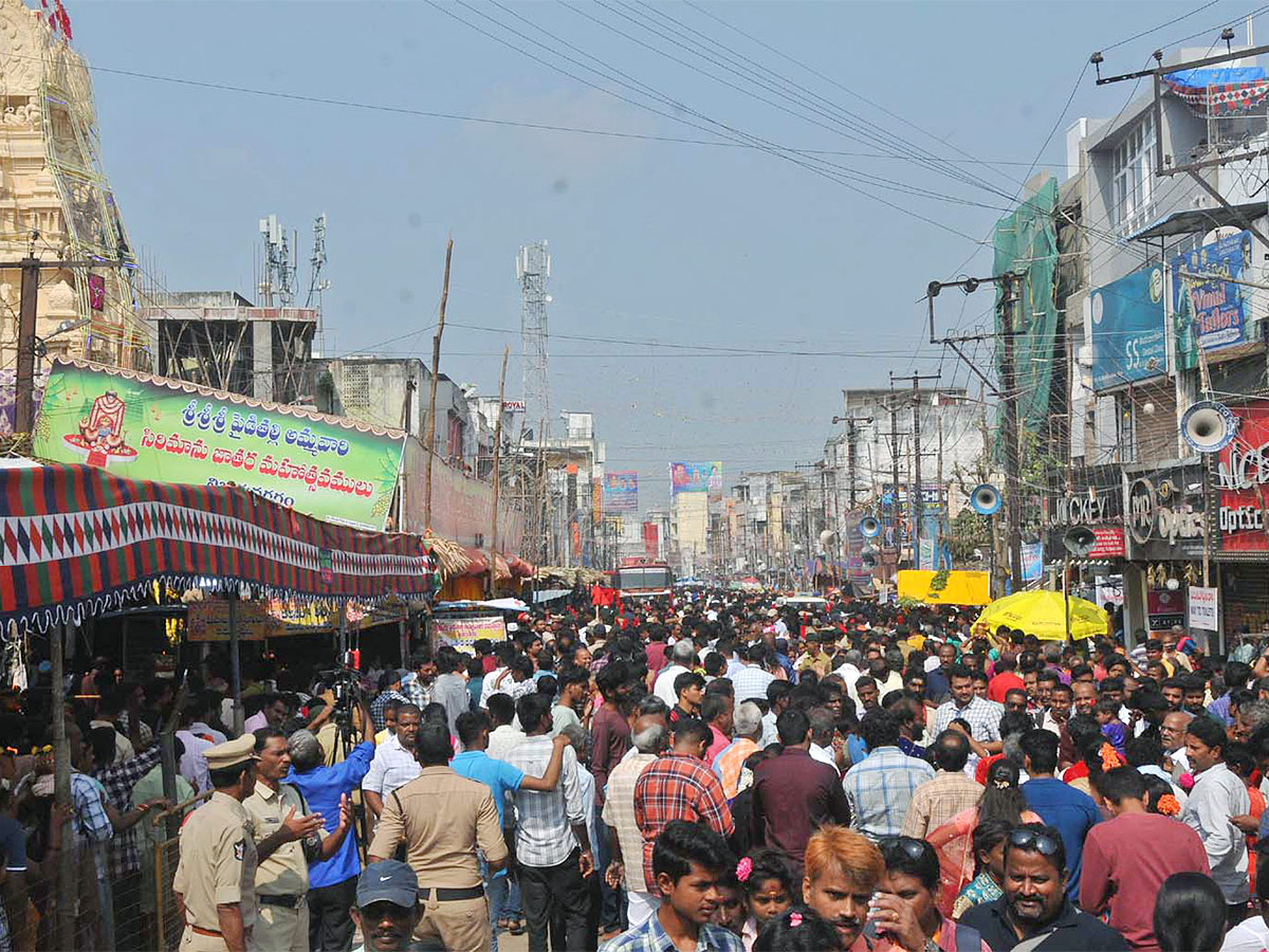 Vizianagaram_20Pydithalli_20Ammavari_20Sirimanotsavam_202023_20Photos-11.jpg 11