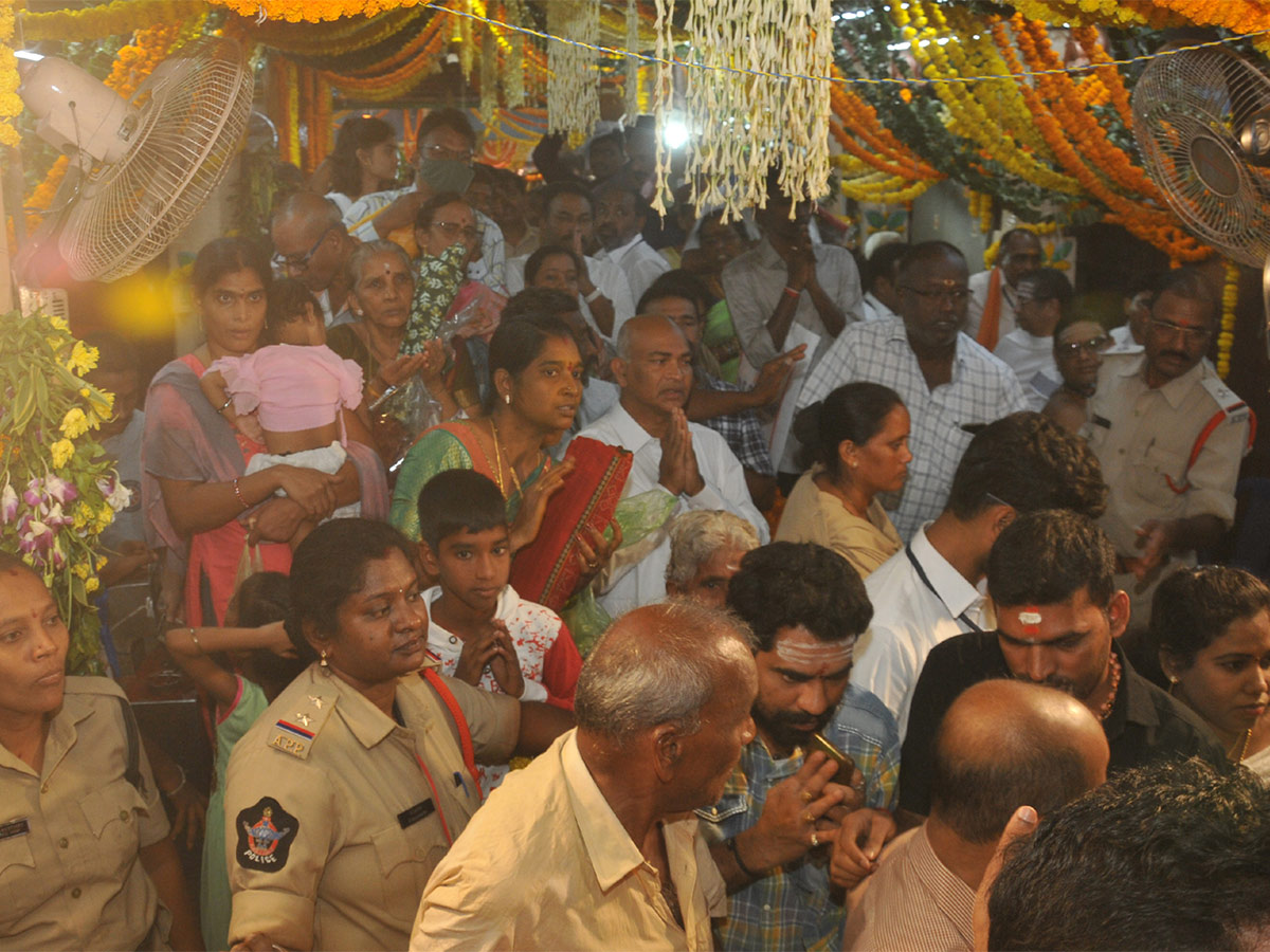 Vizianagaram_20Pydithalli_20Ammavari_20Sirimanotsavam_202023_20Photos-17.jpg 17