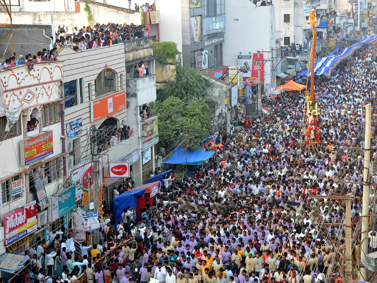 Vizianagaram_20Pydithalli_20Ammavari_20Sirimanotsavam_202023_20Photos-2.jpg 2