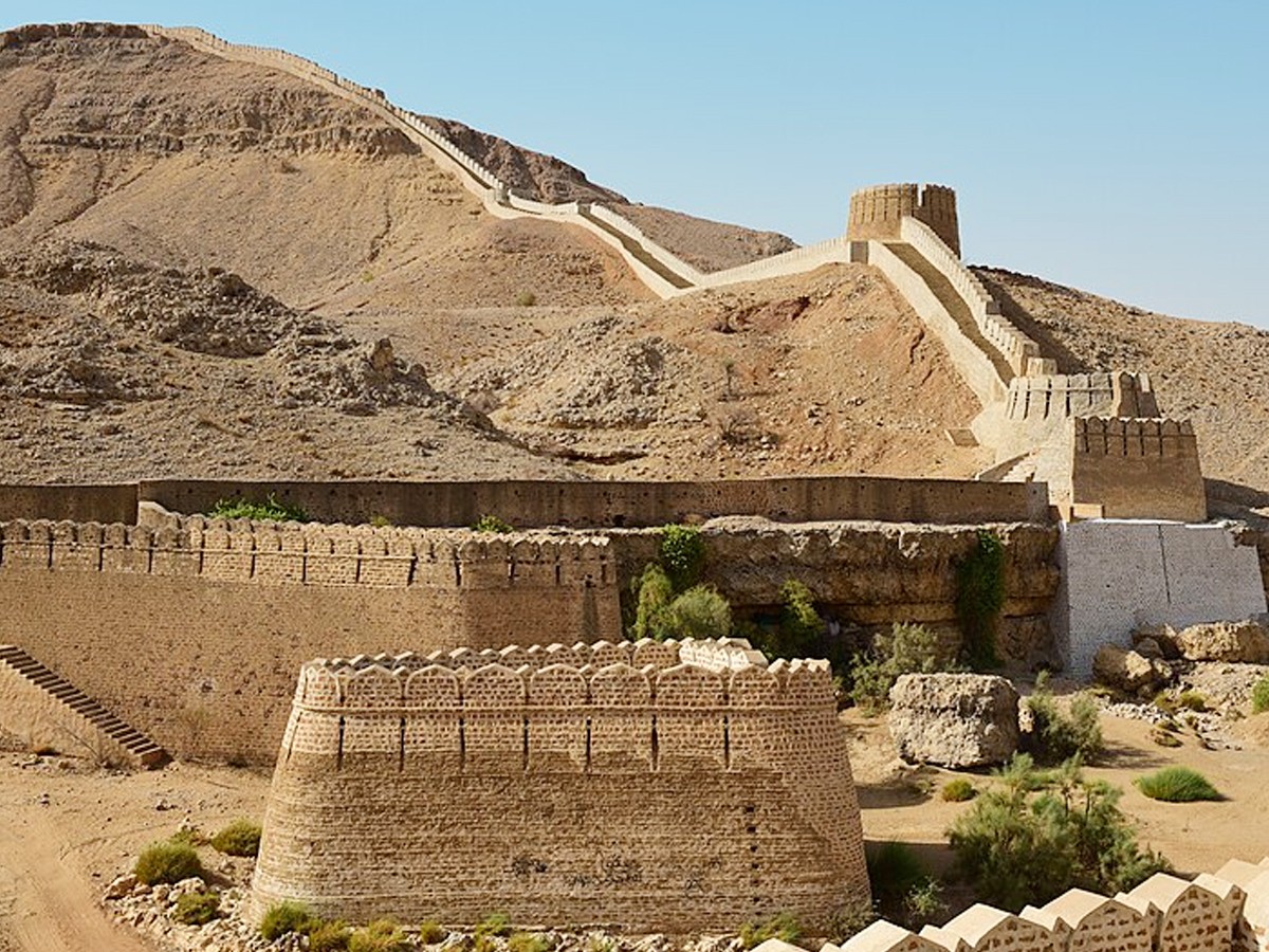 ranikot-fort-pakistan-4.jpg 13