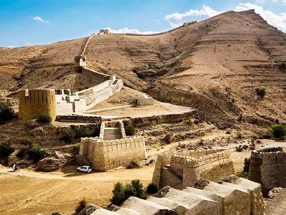 ranikot-fort-pakistan-5.jpg 3