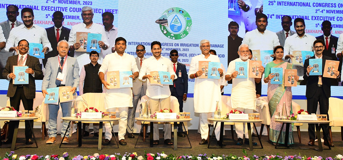 ICID_20Congress_20Plenary_20at_20Visakhapatnam_202023_20First_20Day_20Photos-4.jpg 11