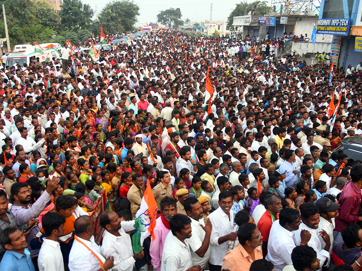 telangana_20assembly_20elections_202023_20meeting_20in_20congress-19.jpg 14